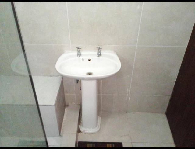 1 BEDROOM PROPERTY TO RENT IN MEER EN SEE